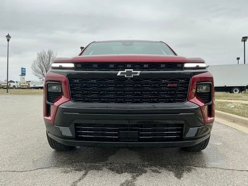 Used 2024 Chevrolet Traverse RS w/ LPO, Floor Liner Package image 9