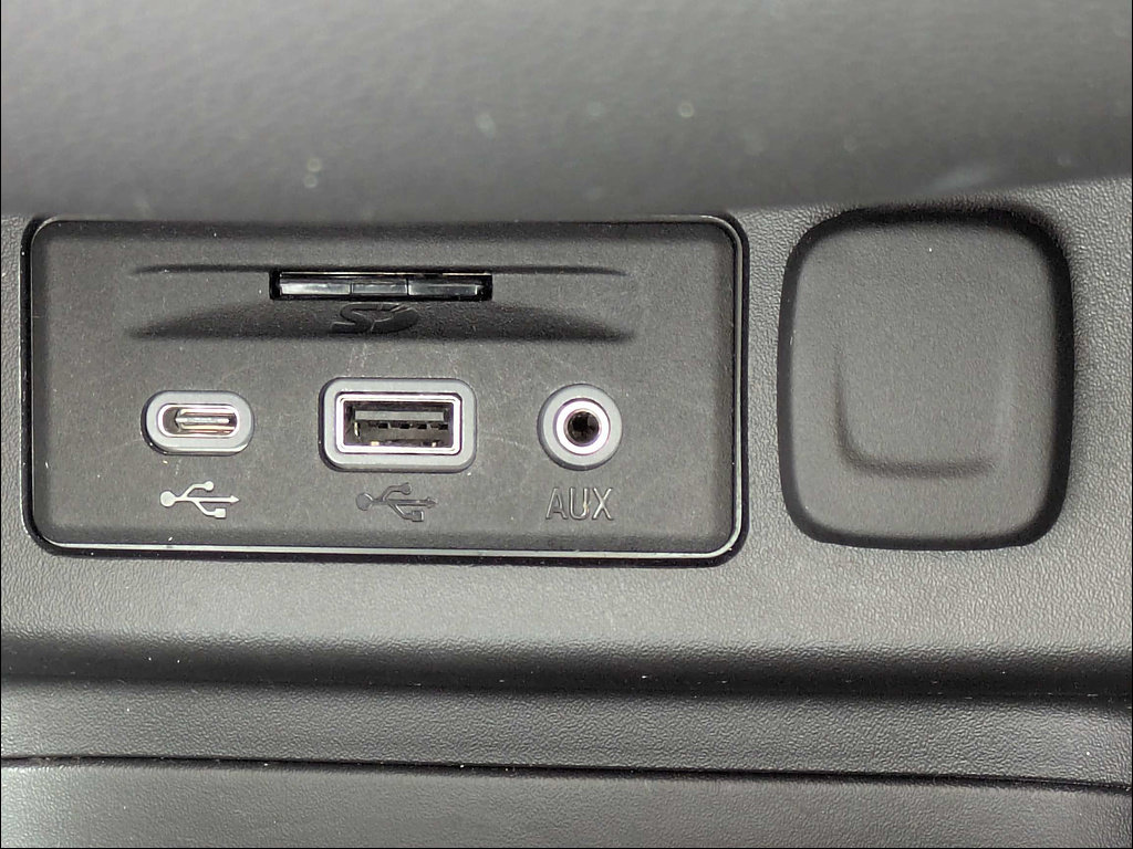Used 2022 Chevrolet Equinox LT FWD image 30