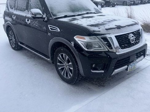 Used 2017 Nissan Armada SL w/ Moonroof Package image 2