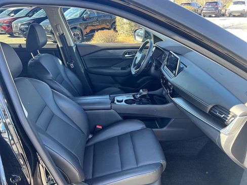 Certified 2023 Nissan Rogue SV w/ SV Premium Package image 17