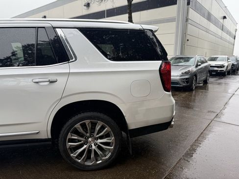 Used 2021 GMC Yukon Denali image 7