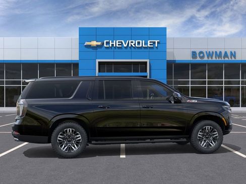 New 2026 Chevrolet Suburban Z71 image 5