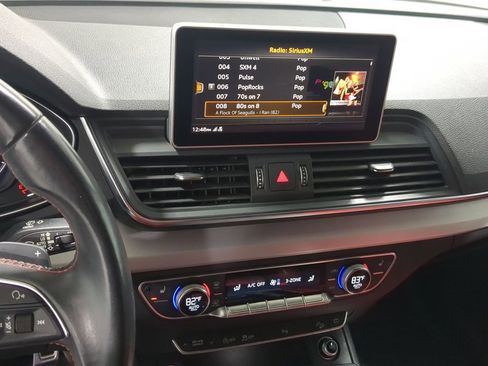 Used 2018 Audi SQ5 Premium Plus w/ Navigation Package image 43