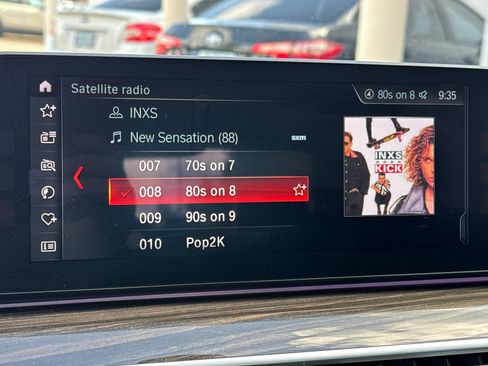 Used 2018 BMW 530e xDrive image 17