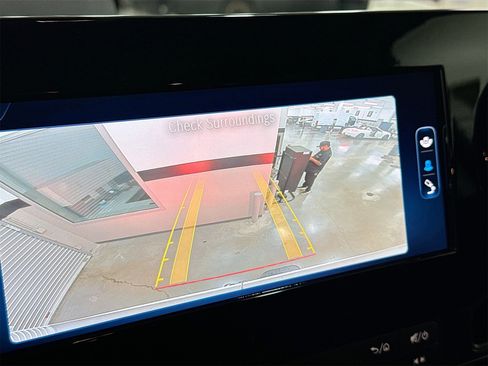 Certified 2025 Mercedes-Benz Sprinter 2500 image 14