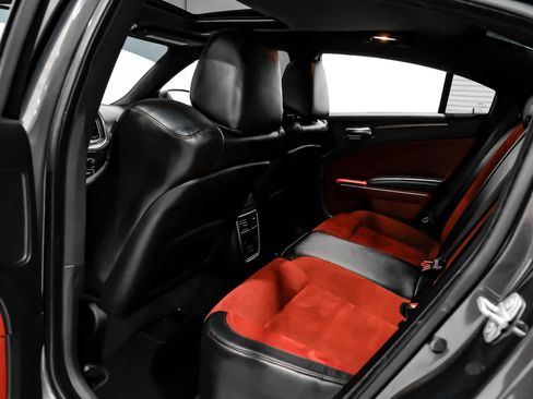 Used 2019 Dodge Charger Scat Pack w/ Dynamics Package RWD image 53