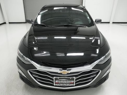 Used 2023 Chevrolet Malibu LS FWD image 2