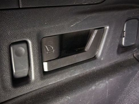 Used 2023 Subaru Outback Limited XT AWD/4WD image 25