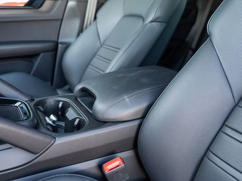 Used 2025 Porsche Cayenne GTS image 26