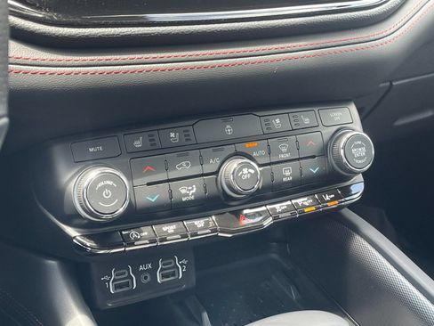 Used 2026 Dodge Durango GT AWD/4WD image 25