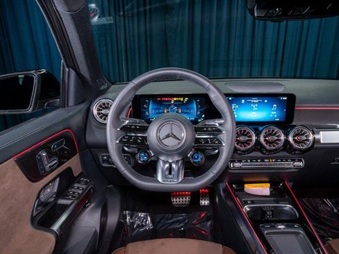 New 2026 Mercedes-Benz GLB 35 AMG 4MATIC image 16