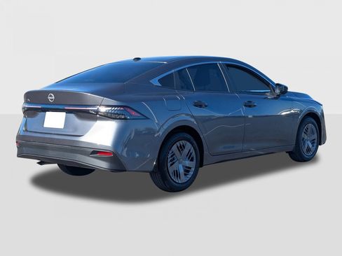 New 2026 Nissan Sentra SR FWD image 5