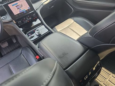 Used 2022 Jeep Grand Cherokee L Limited w/ Luxury Tech Group II AWD/4WD image 24