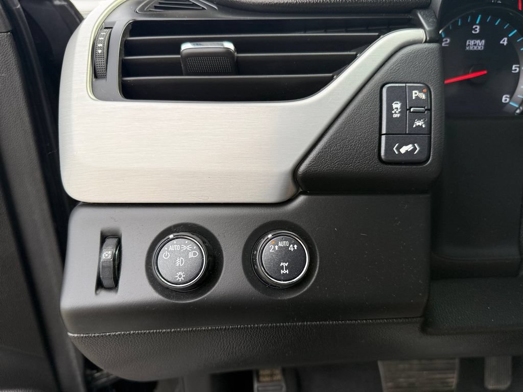 Used 2020 GMC Yukon SLT AWD/4WD image 26