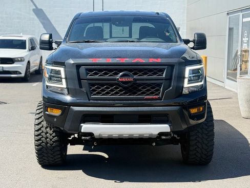 Used 2021 Nissan Titan PRO-4X AWD/4WD image 2