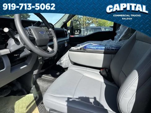 New 2026 Ford F550 4x4 Crew Cab image 19