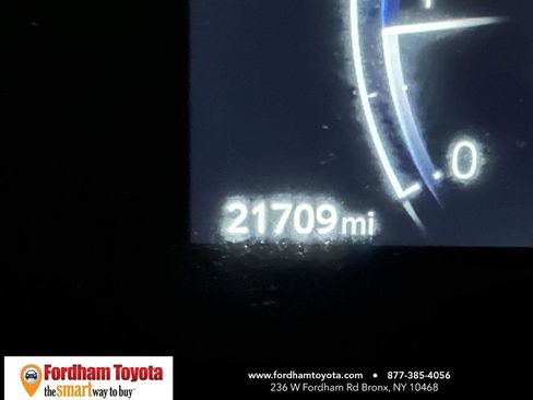 Certified 2025 Toyota Corolla Cross XLE AWD/4WD image 34