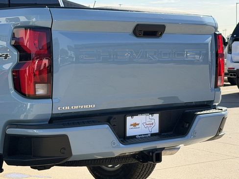 New 2026 Chevrolet Colorado LT w/ LT Convenience Package AWD/4WD image 6