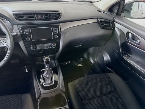 Certified 2021 Nissan Rogue Sport S image 25