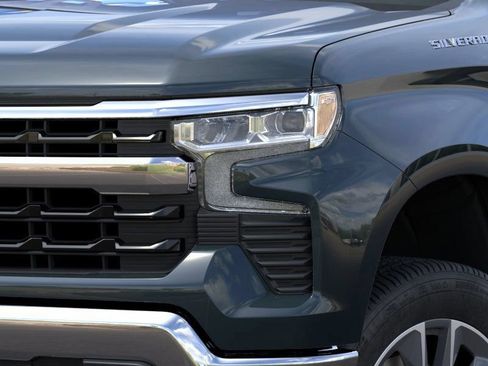 New 2026 Chevrolet Silverado 1500 LT w/ Convenience Package II RWD image 10