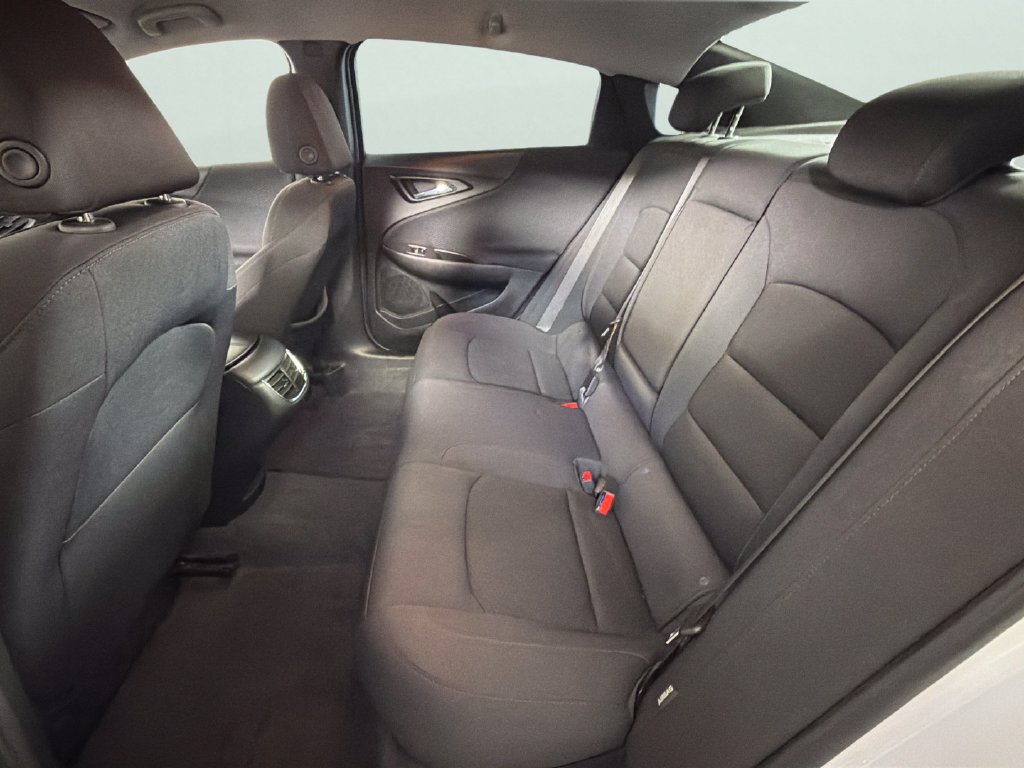 Used 2023 Chevrolet Malibu LT FWD image 26