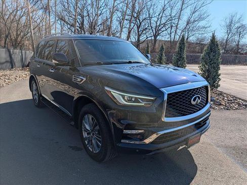 Used 2021 INFINITI QX80 Luxe image 7