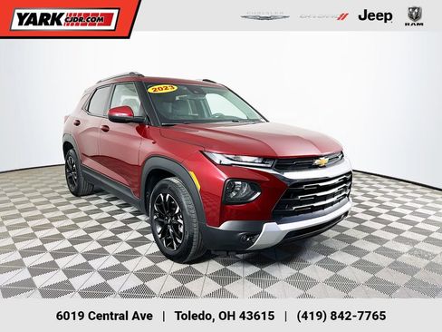 Used 2023 Chevrolet TrailBlazer LT image 1