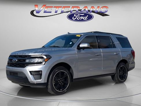 Certified 2023 Ford Expedition Limited image 1
