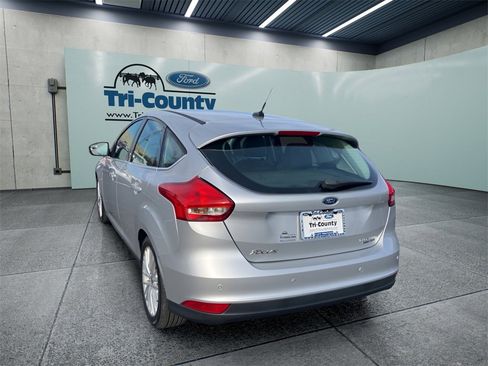 Used 2015 Ford Focus Titanium image 6