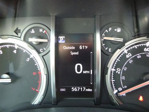 Used 2021 Toyota 4Runner TRD Off-Road Premium w/ Moonroof Package AWD/4WD image 12
