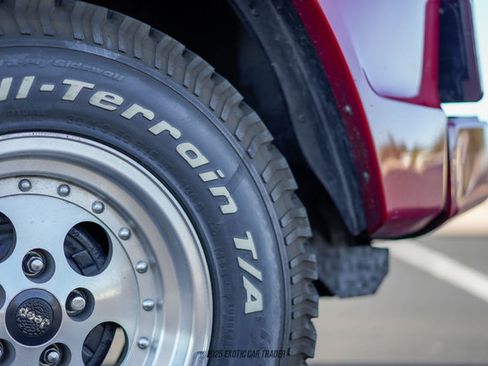 Used 1991 Jeep Wrangler Renegade AWD/4WD image 81