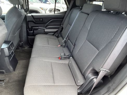 Certified 2026 Toyota 4Runner SR5 AWD/4WD image 15