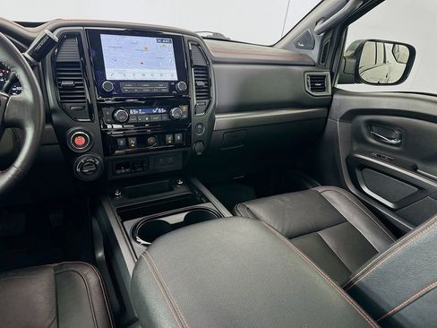 Used 2021 Nissan Titan PRO-4X w/ Pro-4x Convenience Package image 24