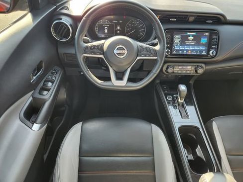 Used 2022 Nissan Kicks SR w/ Premium Package image 16
