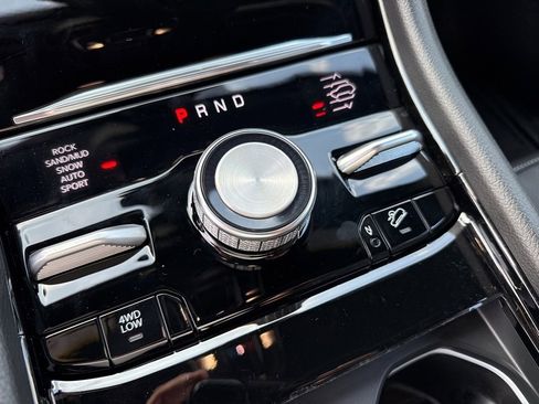 New 2025 Jeep Grand Cherokee Overland image 38