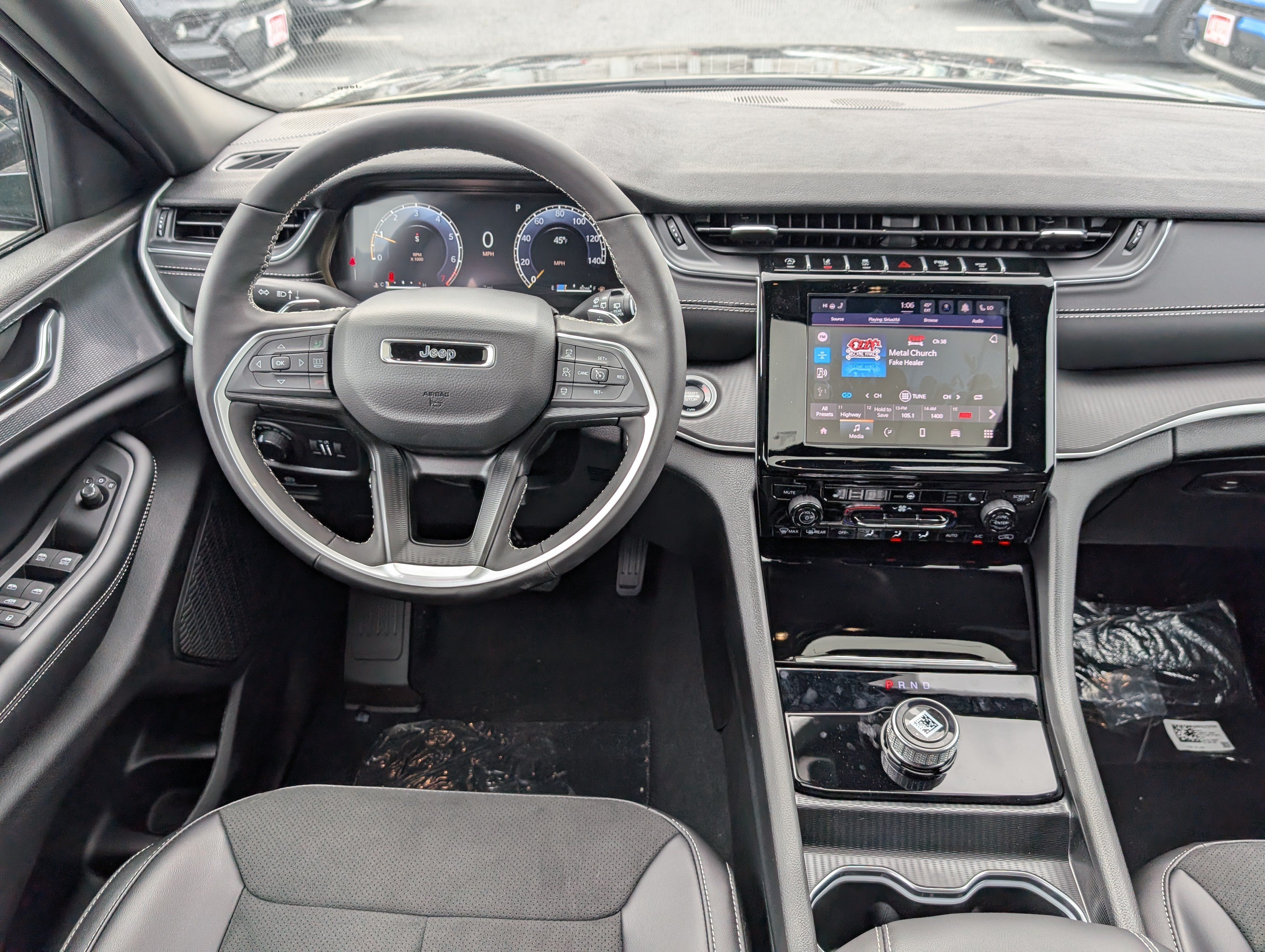 New 2025 Jeep Grand Cherokee Altitude AWD/4WD image 15
