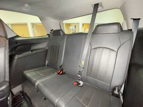 Used 2016 GMC Acadia Denali image 27