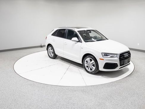 Used 2018 Audi Q3 2.0T Premium image 31
