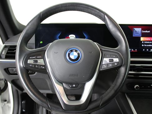 Certified 2024 BMW i4 eDrive35 w/ Premium Package image 15