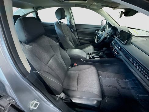 Used 2023 Honda Accord EX image 26