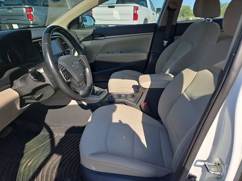 Used 2017 Hyundai Elantra Value Edition w/ Cargo Package FWD image 16