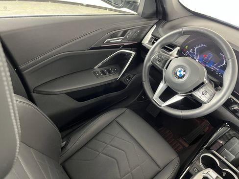 Certified 2023 BMW X1 xDrive28i w/ Convenience Package image 9