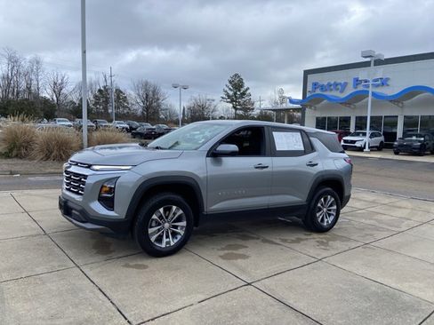 Used 2025 Chevrolet Equinox LT image 5