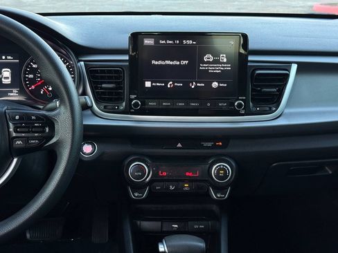 Used 2022 Kia Rio S w/ Technology Package image 35