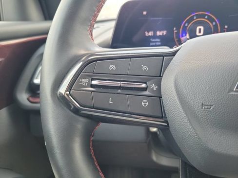 Used 2024 Chevrolet Traverse RS AWD/4WD image 26