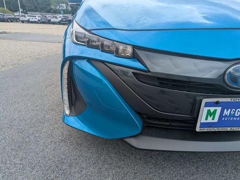 Used 2020 Toyota Prius Prime LE FWD image 10
