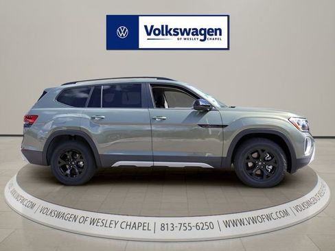New 2026 Volkswagen Atlas Peak Edition AWD/4WD image 8