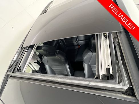 Used 2022 Toyota RAV4 Limited FWD image 21