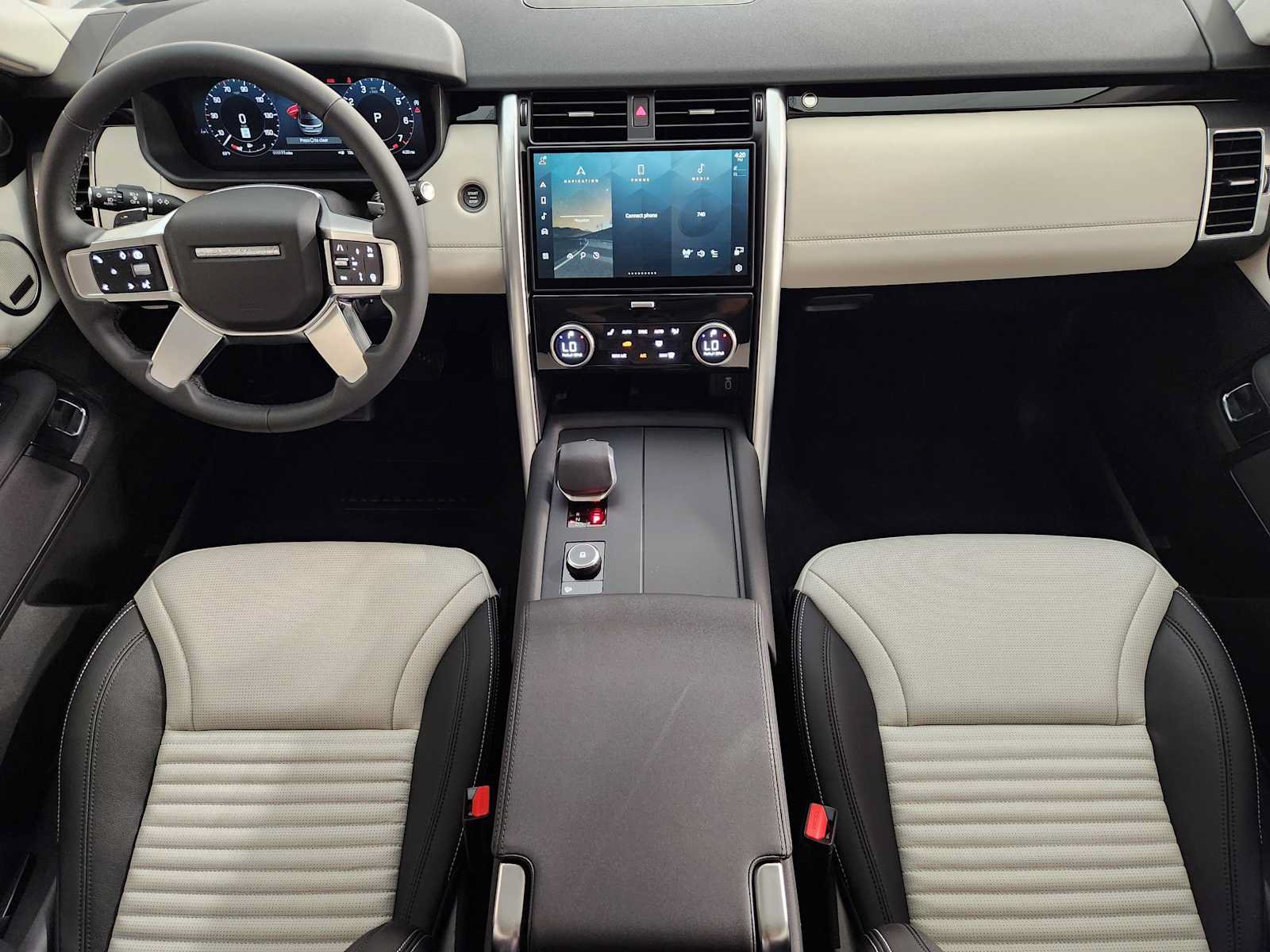 New 2026 Land Rover Discovery S AWD/4WD image 4