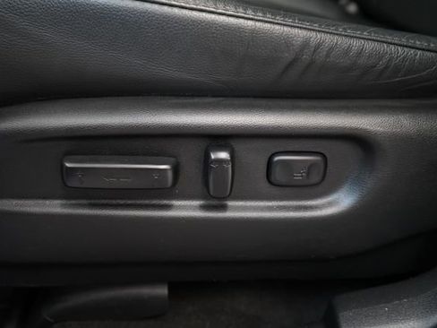 Used 2022 Honda Pilot Touring image 13
